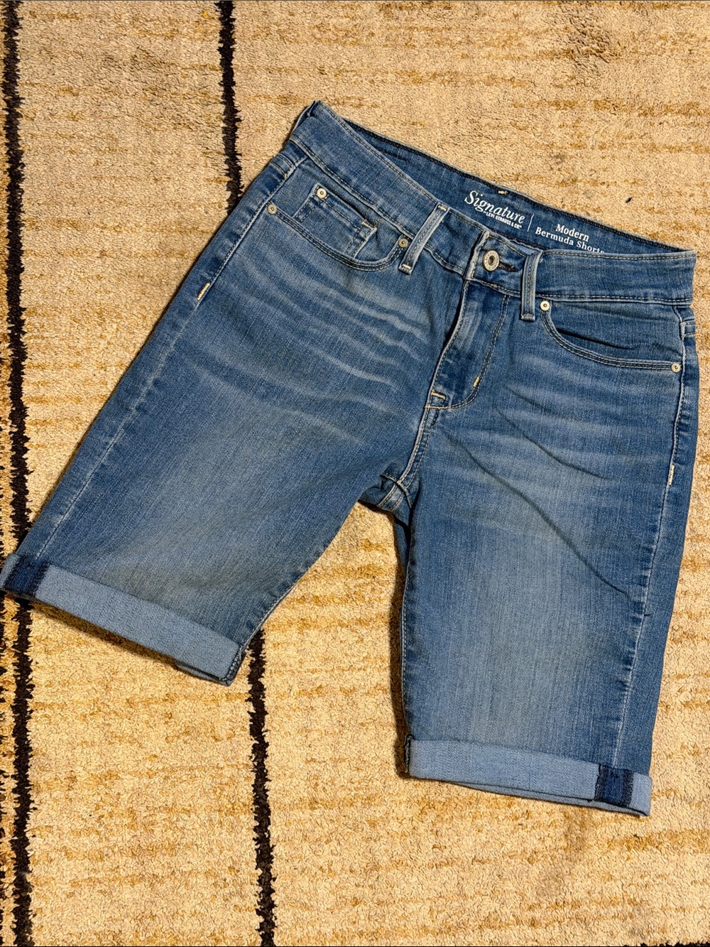 Signature Women's Modern Bermuda Shorts - Blue Denim